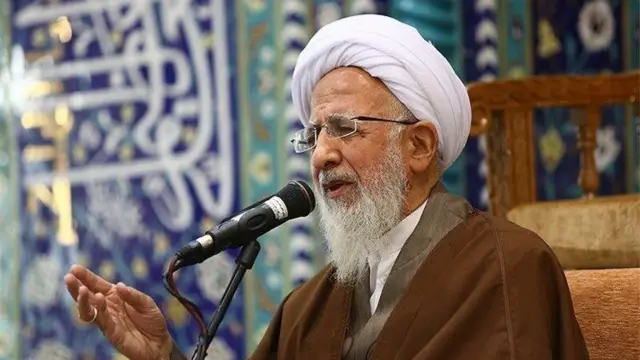 آیت الله جوادی آملی: خودمان گرفتار اختلاس باشیم بعد بخواهیم در برابر دشمنان مقاومت کنیم؟/ با این بازی ها کسی مقاوم نیست