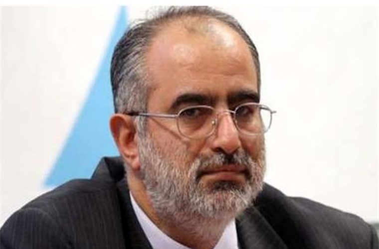 واکنش حسام الدین آشنا، مشاور سابق روحانی، به ادعای جلیلی: نفوذ‌پذیری شما و تکیه شما بر تحلیل‌های توهمی در مورد توان خودی و دشمن بود که زمینه‌ساز ترور سردار سلیمانی شد؛ سایه‌تان مستدام!