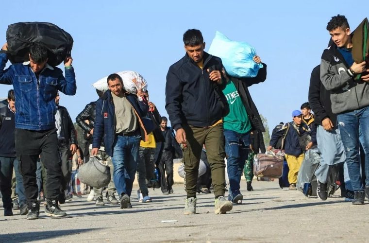 مشاور وزیر کشور: حدود ۳ میلیون نفر از اتباع غیر مجاز را در ۳ سال اخراج کردیم اما این افراد مجددا به ایران برگشتند