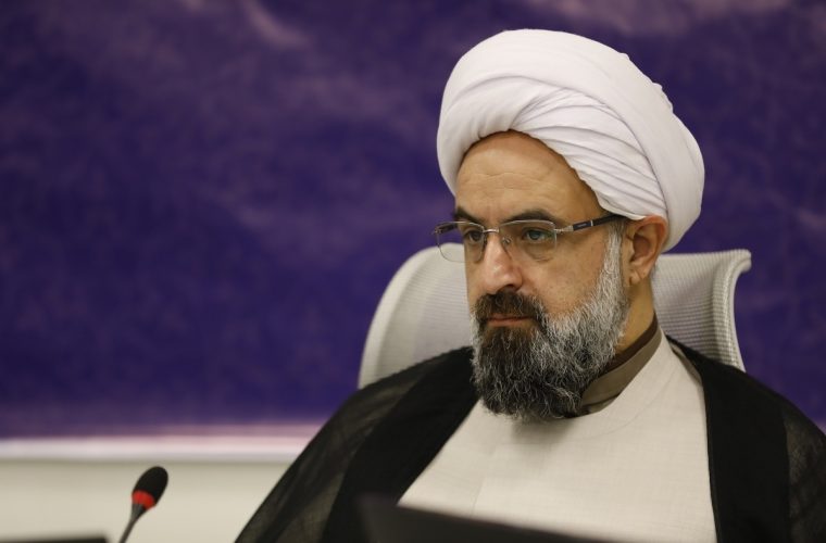 ادعای دبیر ستاد امر به معروف: تنها پولی که برای همایش زیبای کاشت ناخن خرج کردیم، هزینه آبمیوه و کیک بود ادعای دبیر ستاد امر به معروف: تنها پولی که برای همایش زیبای کاشت ناخن خرج کردیم، هزینه آبمیوه و کیک بود