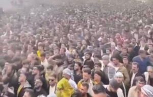 در یک فراخوان، از کُردهای ارومیه خواسته شده بود تا در ۲۹ اسفند به منظور برپایی «جشن نوروزگاه» گرد هم آیند / این برنامه، ۲۸ اسفند، با مجوز وزارت کشور اجرایی شد / تعدادی تجزیه‌طلب با بالا بردن پرچم جعلی اقلیم کردستان موجب خدشه‌دار شدن کلیتِ موضوع شدند / همراهی چند عضو شورای شهر ارومیه با پان‌تُرک‌ها و ارائه فراخوان برای تجمع، فضا را امنیتی کرد