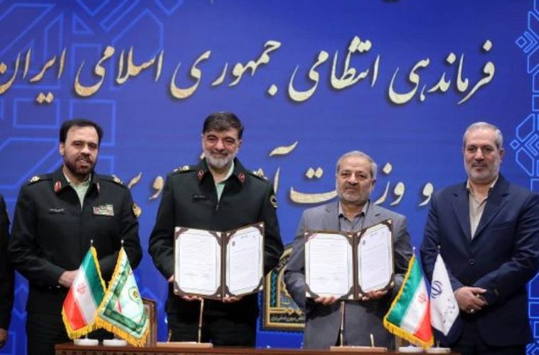 سخنگوی جبهه اصلاحات: آقای پزشکیان! تفاهم نامه پلیس و آموزش و پرورش در راستای ایجاد تحول در نظام تعلیم و تربیت است؟ / وظایف آموزش و پرورش و پلیس لازم و ملزوم یکدیگر نیستند؛ مگر این که از پلیس خواسته شده باشد در مدارس «پیشگیری از جرم» کند سخنگوی جبهه اصلاحات: آقای پزشکیان! تفاهم نامه پلیس و آموزش و پرورش در راستای ایجاد تحول در نظام تعلیم و تربیت است؟ / وظایف آموزش و پرورش و پلیس لازم و ملزوم یکدیگر نیستند؛ مگر این که از پلیس خواسته شده باشد در مدارس «پیشگیری از جرم» کند