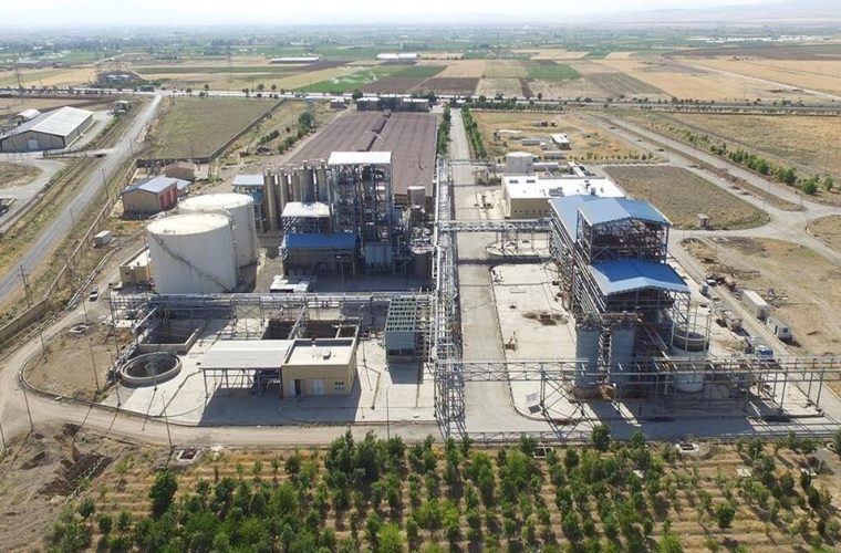 منشا حملات اخیر سایبریها به قوه قضاییه، دستور رییس قوه برای احیای کارخانه پتروشیمی هگمتانه همدان است / با احیای این کارخانه سودهای میلیون دلاری واردکنندگان تجهیزات پزشکی که وابسته به یک گروه قدرتمند هستند، از دست میرود / یکی از سرشبکههای این گروه سایبری، فردی ساکن قم با اصالت همدانی و مرتبط با یک طیف خاص سیاسی است / همسر این فرد خارجی است؛ پول پروژهها به حساب همسرش واریز می شود منشا حملات اخیر سایبریها به قوه قضاییه، دستور رییس قوه برای احیای کارخانه پتروشیمی هگمتانه همدان است / با احیای این کارخانه سودهای میلیون دلاری واردکنندگان تجهیزات پزشکی که وابسته به یک گروه قدرتمند هستند، از دست میرود / یکی از سرشبکههای این گروه سایبری، فردی ساکن قم با اصالت همدانی و مرتبط با یک طیف خاص سیاسی است / همسر این فرد خارجی است؛ پول پروژهها به حساب همسرش واریز می شود