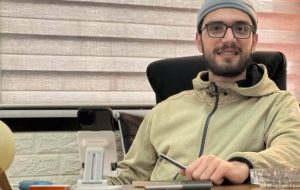 بازداشت فردی به نام «محمد هادی صالح» که سابقه مداحی در برخی مجالس حزب‌الله را داشته به اتهام جاسوسی برای موساد/او با دادن اطلاعات دقیق درباره بیش از ۳۵ عضو و فرمانده حزب‌الله در شهادت آنها دست داشته / پدر این جاسوس از اعضای «یگان رضوان» است /او پس از گرفتاری مالی در ازای دریافت ۱۸ هزار دلار پیشنهاد همکاری داده / در نهایت موساد با پرداخت ۲۳ هزار دلار، همکاری با محمد هادی صالح را آغاز کرد