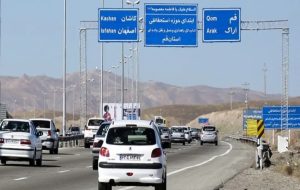 آزادراه قم-اصفهان به دلیل حمله تروریستی اسرائیل مسدود شد آزادراه قم-اصفهان به دلیل حمله تروریستی اسرائیل مسدود شد