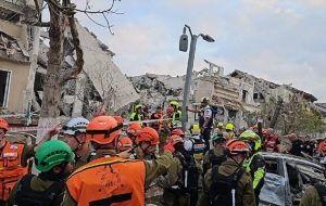 رسانههای عبری: ۲ اسرائیلی در حمله موشکی ایران به ریشون لتسیون کشته و ۳۸ نفر دیگر زخمی شدند رسانههای عبری: ۲ اسرائیلی در حمله موشکی ایران به ریشون لتسیون کشته و ۳۸ نفر دیگر زخمی شدند