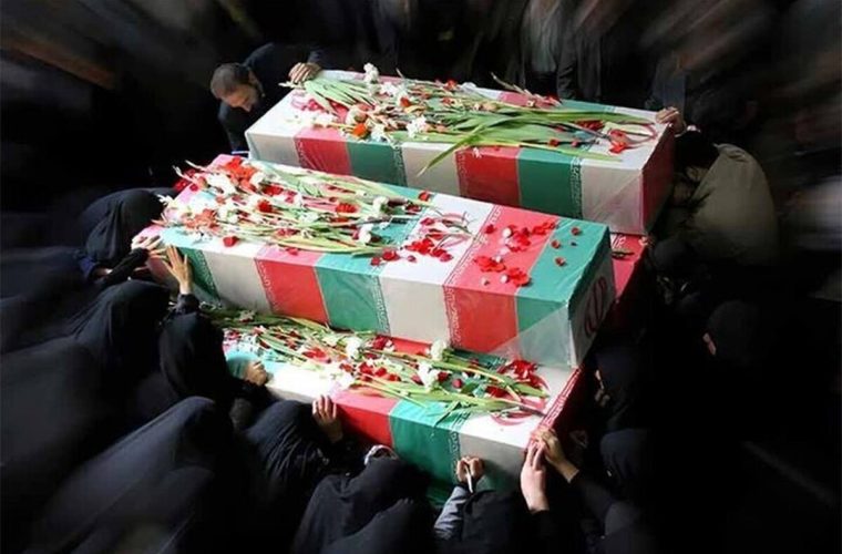 رئیس بنیاد شهید: تا امشب ۱۰۶۰ نفر شهید را دفن کردیم؛ احتمالا شمار شهدای حملات رژیم صهیونیستی به ایران به ۱۱۰۰ نفر می‌رسد