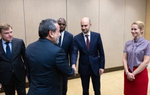 سه کشور اروپایی فردا در دیدار با ایران، پیشنهاد تمدید ۶ ماهه مهلت مکانیزم ماشه را مطرح می‌کنند / آن‌ها در مقابل، این خواسته‌ها را دارند؛ ورود تهران به مذاکرات با واشنگتن، همکاری کامل با آژانس و ارائه گزارش درباره ذخایر اورانیوم با غنای بالا