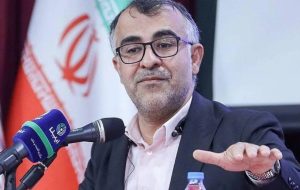 معاون وزیر اقتصاد: در یک سفر خارجی به من گفتند [کشور] شما در لیست پر خطر‌ها [از نظر تبادلات مالی] است، دو هفته طول می‌کشد تا پولتان را تبدیل کنیم/ یک تبعه از آن کشور را بردم تا کارم انجام شد