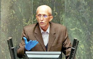 نگرانی نماینده پایداری: برنامه چیده‌اند که پزشکیان و ترامپ صحبت کرده و توافق کنند