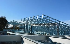 بررسی دیتیل و اتصالات در سازه‌های فضاکار: استانداردها و روش‌های اجرا