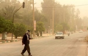 طی یکسال گذشته در خوزستان یک هزار و ۶۲۴ نفر بر اثر آلودگی هوا فوت کرده‌اند