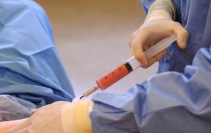 دادستان تهران: پزشک یک مرکز زیبایی جسد زن جوان را پس از تزریق ژل نامرغوب سوزاند دادستان تهران: پزشک یک مرکز زیبایی جسد زن جوان را پس از تزریق ژل نامرغوب سوزاند