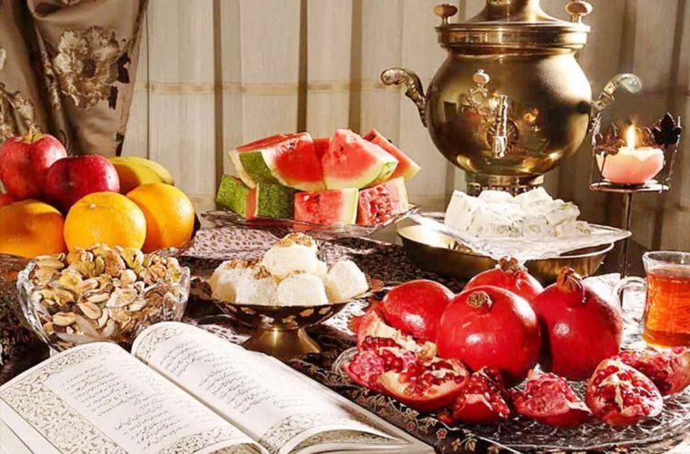همایونی، فعال صنفی کارگران: یک شب یلدای ساده، حداقل بین ۶ تا ۷ میلیون تومان هزینه دارد؛ بسیاری از کارگران حتی برای خرید یک هندوانه هم جلوی خانواده خود شرمنده هستند/ کالابرگ ۳۰۰ هزار تومانی در شرایطی که قیمت میوه به کیلویی ۲۰۰ هزار تومان رسیده، عملاً تأثیری ندارد
