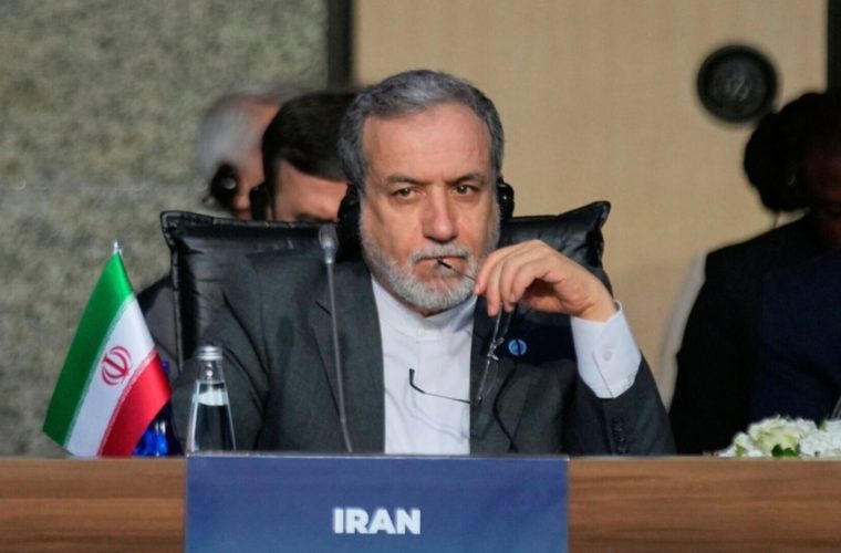 اعمال ممنوعیت برای ورود دیپلماتهای ایرانی به پارلمان اروپا / عراقچی: تلافی میکنیم اعمال ممنوعیت برای ورود دیپلماتهای ایرانی به پارلمان اروپا / عراقچی: تلافی میکنیم