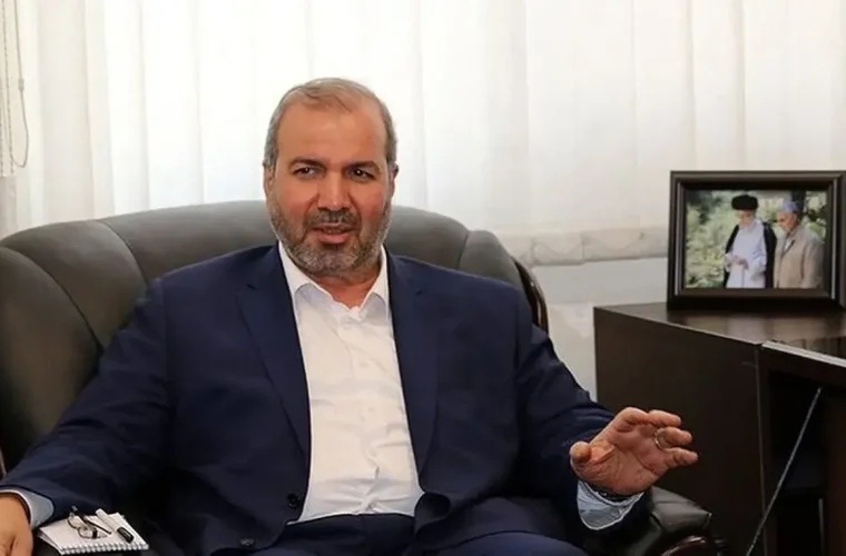 سفیر ایران در بغداد آمادگی ایران را برای «حفاظت از نظام سیاسی عراق» اعلام کرد