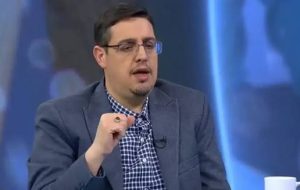 ادعای جنجالی فعال اصولگرا: خودارضایی زیر پوست شهر غوغا می‌کند/ نوجوانان قربانی «زیست اروتیک» هستند