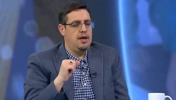 ادعای جنجالی فعال اصولگرا: خودارضایی زیر پوست شهر غوغا میکند/ نوجوانان قربانی «زیست اروتیک» هستند ادعای جنجالی فعال اصولگرا: خودارضایی زیر پوست شهر غوغا میکند/ نوجوانان قربانی «زیست اروتیک» هستند