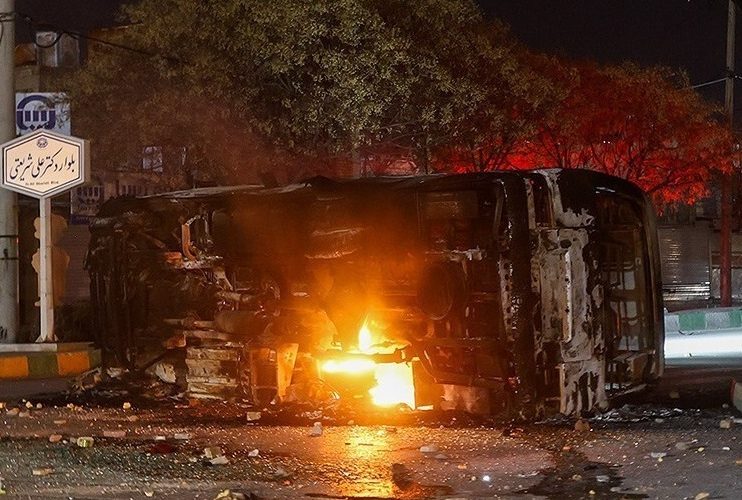 جلسه فوق‌العاده کمیسیون امنیت ملی مجلس درباره حوادث اخیر/ رئیس کمیسیون: ما همه کشته‌شدگان را ضدانقلاب نمی‌دانیم