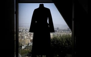 ضربه قطع اینترنت به صنعت پوشاک؛ هشدار برای شغل یک میلیون نفر ضربه قطع اینترنت به صنعت پوشاک؛ هشدار برای شغل یک میلیون نفر