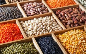 رئیس اتحادیه بانکداران مواد غذایی: افزایش ۳۰ تا ۳۵ درصدی قیمت حبوبات/ لوبیا چیتی ۴۶۰، لپه ۲۹۰، نخود ۲۱۰، عدس ۲۰۵، لوبیا قرمز ۳۵۵ و لوبیا سفید ۳۶۰ هزار تومان شد رئیس اتحادیه بانکداران مواد غذایی: افزایش ۳۰ تا ۳۵ درصدی قیمت حبوبات/ لوبیا چیتی ۴۶۰، لپه ۲۹۰، نخود ۲۱۰، عدس ۲۰۵، لوبیا قرمز ۳۵۵ و لوبیا سفید ۳۶۰ هزار تومان شد