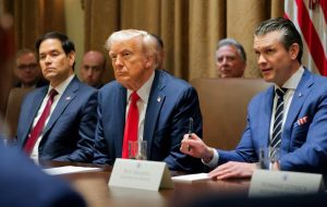 روایت ادعایی نیویورکتایمز از ۳ خواسته آمریکا از ایران: تهران تمام غنیسازی هستهای را متوقف کند، محدود کردن برد و تعداد موشکهای بالستیک و قطع حمایت از نیروهای منطقهای روایت ادعایی نیویورکتایمز از ۳ خواسته آمریکا از ایران: تهران تمام غنیسازی هستهای را متوقف کند، محدود کردن برد و تعداد موشکهای بالستیک و قطع حمایت از نیروهای منطقهای