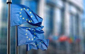 آسوشیتدپرس: اروپا ۱۵ مقام ایرانی از جمله فرماندهان ارشد سپاه و ۶ سازمان ایرانی شامل نهادهای مسئول نظارت بر محتوای آنلاین را به فهرست تحریمی خود افزود/ وزیر کشور هم تحریم شد آسوشیتدپرس: اروپا ۱۵ مقام ایرانی از جمله فرماندهان ارشد سپاه و ۶ سازمان ایرانی شامل نهادهای مسئول نظارت بر محتوای آنلاین را به فهرست تحریمی خود افزود/ وزیر کشور هم تحریم شد