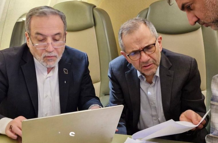 ادعای اکسیوس: ویتکاف و کوشنر بهطور مستقیم با عراقچی در مذاکرات امروز دیدار کردند / والاستریت ژورنال: ایران درخواستهای آمریکا برای توقف یا انتقال غنیسازی اورانیوم به خارج را در مذاکرات امروز رد کرد / رویترز به نقل از یک دیپلمات منطقهای: تهران معتقد است که ایالات متحده «انعطافپذیری» بیشتری در قبال خواستههای ایران نشان داده ادعای اکسیوس: ویتکاف و کوشنر بهطور مستقیم با عراقچی در مذاکرات امروز دیدار کردند / والاستریت ژورنال: ایران درخواستهای آمریکا برای توقف یا انتقال غنیسازی اورانیوم به خارج را در مذاکرات امروز رد کرد / رویترز به نقل از یک دیپلمات منطقهای: تهران معتقد است که ایالات متحده «انعطافپذیری» بیشتری در قبال خواستههای ایران نشان داده