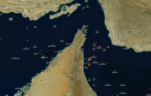 رویترز: شرکت‌های بزرگ نفتی و تجاری پس از اخلال GPS نفتکش‌ها، حمل و نقل نفت، سوخت و LNG از طریق تنگه هرمز را به حالت تعلیق درآوردند