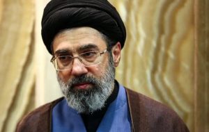 اعلام نتیجه رای‌گیری خبرگان: آیت‌الله سید مجتبی خامنه‌ای به عنوان رهبر جدید انتخاب شد