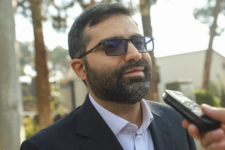 سقاب اصفهانی معاون رییس جمهور: اگر این موضوع رفع نشود ممکن است به نرخ سوم بنزین فکر کنیم