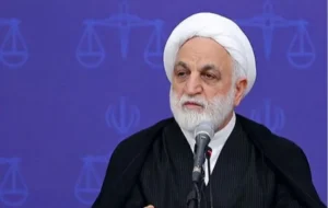رئیس قوه قضائیه: هرگونه تجسس خودسرانه و مداخله غیر قانونی در زندگی شخصی مردم، ممنوع است/ مبادا مواردی را که در ایام جنگ مجاز میدانیم، در همه ایام عادی قلمداد کنیم/ خود را موظف به حفظ حقوق شهروندی آحاد ملت میدانیم، ولو اینکه احدی در جایگاه متهم باشد رئیس قوه قضائیه: هرگونه تجسس خودسرانه و مداخله غیر قانونی در زندگی شخصی مردم، ممنوع است/ مبادا مواردی را که در ایام جنگ مجاز میدانیم، در همه ایام عادی قلمداد کنیم/ خود را موظف به حفظ حقوق شهروندی آحاد ملت میدانیم، ولو اینکه احدی در جایگاه متهم باشد