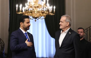 ادعای رسانه بریتانیایی امواج: نخستوزیر عراق در سفر به ایران، هیچ پیشنهاد آتشبسی از سوی دولت ترامپ ارائه نکرده بود/ الزیدی فقط درباره همکاری تجاری سهجانبهای صحبت کرد که مربوط به فرصتهای تجاری میان ایران، عراق و آمریکا بود ادعای رسانه بریتانیایی امواج: نخستوزیر عراق در سفر به ایران، هیچ پیشنهاد آتشبسی از سوی دولت ترامپ ارائه نکرده بود/ الزیدی فقط درباره همکاری تجاری سهجانبهای صحبت کرد که مربوط به فرصتهای تجاری میان ایران، عراق و آمریکا بود