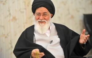 علم الهدی: بی بندوبارها و بی حجاب ها لشکر آمریکا در داخل ایران می شوند/ برخی مسئولان و دستیاران آنها موشک را با پوشک مقایسه می کنند/تجمعات خیابانی باید ادامه پیدا کند/نباید بگذارید بی حجاب ها به خیابان ها بیایند